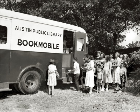 Austin Public Library Bookmobile