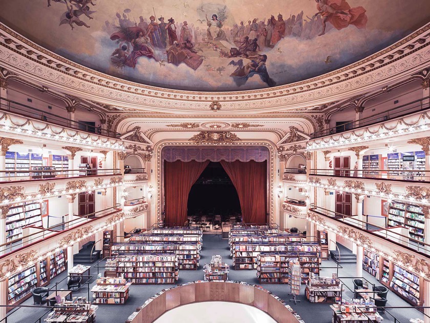 El Ateneo Library