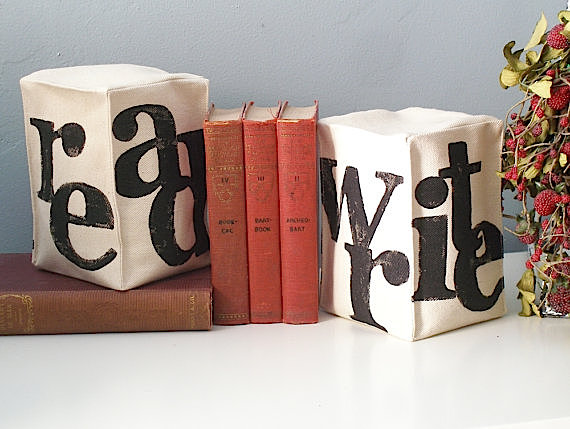 Soft and cozy fabric bookends - Read & Write