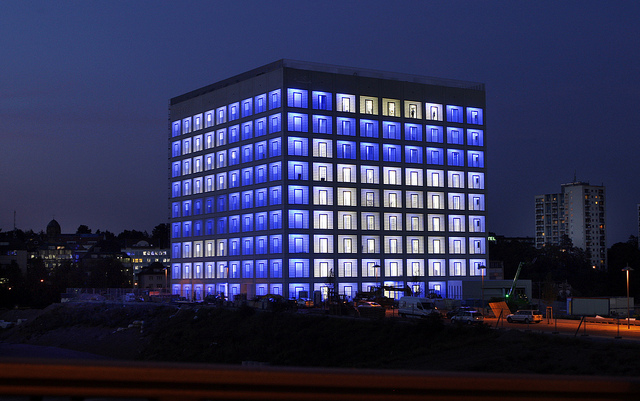 Beleuchtung Bibliothek / Stuttgart City Library by night