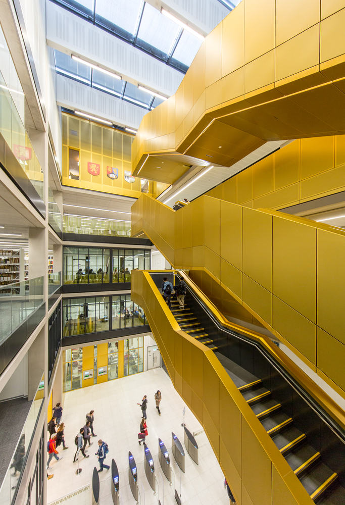 University of Birmingham's Library - hall